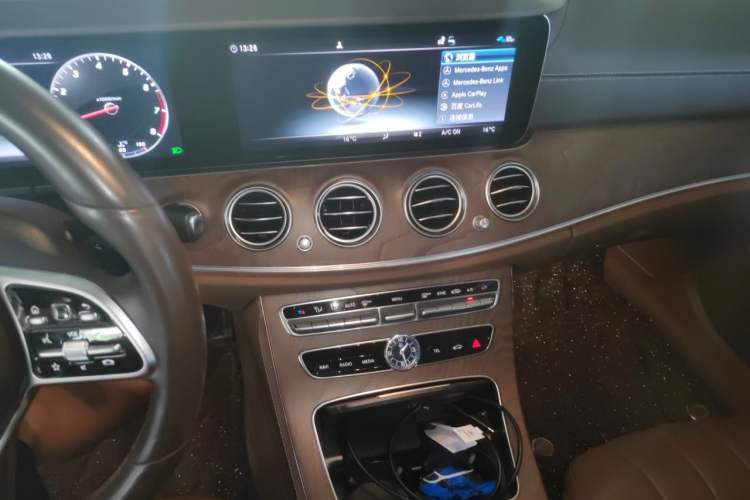 Used Mercedes-Benz E-Class 2020 Restyled E 300 L Exclusive Edition Audio And AC Panel
