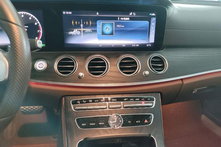 Used Mercedes-Benz E-Class 2020 Restyled E 300 L Sport Exclusive Edition Audio And AC Panel