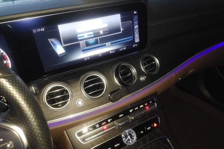 Used Mercedes-Benz E-Class 2020 Facelift E 260 L Sport Edition Audio And AC Panel