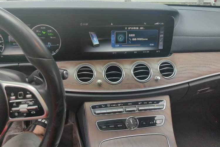 Used Mercedes-Benz E-Class 2020 Facelift E 260 L Audio And AC Panel