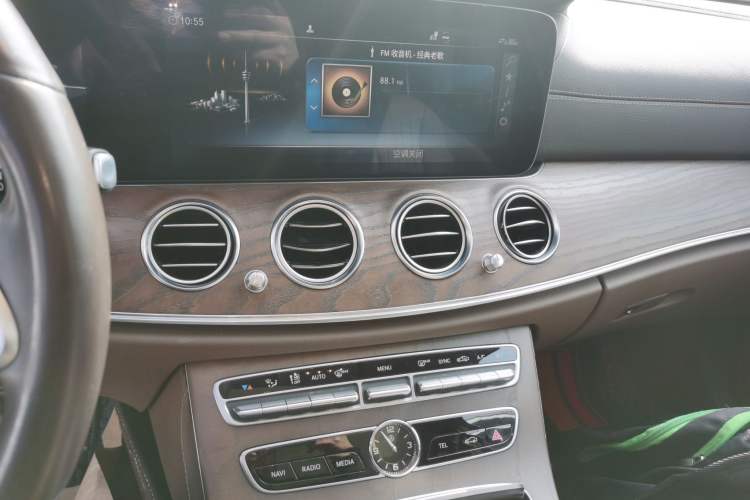 Used Mercedes-Benz E-Class 2020 Facelift E 300 L Stylish Edition Audio And AC Panel