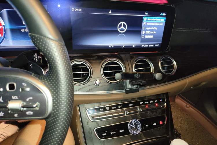 Used Mercedes-Benz E-Class 2020 Restyled E 300 L Sporty and Stylish Edition Audio And AC Panel