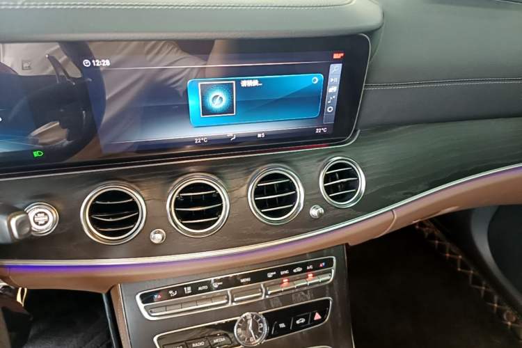 Used Mercedes-Benz E-Class 2020 Restyled E 300 L Sport Exclusive Edition Audio And AC Panel