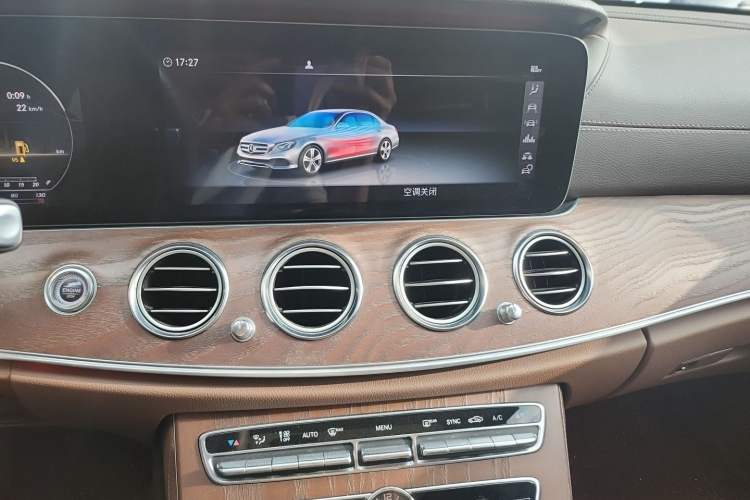 Used Mercedes-Benz E-Class 2020 Facelift E 300 L Stylish Edition Audio And AC Panel