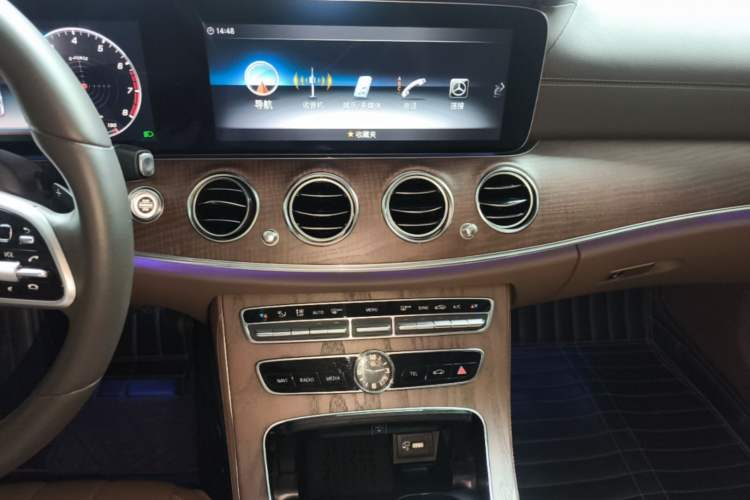 Used Mercedes-Benz E-Class 2020 Restyled E 300 L Exclusive Edition Audio And AC Panel