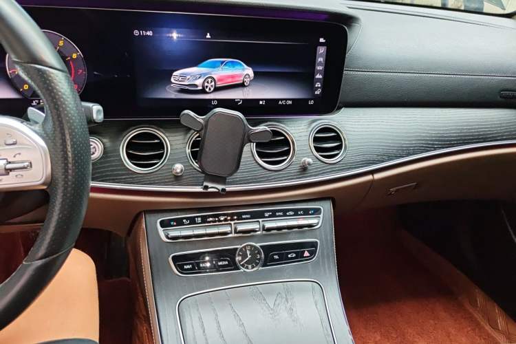 Used Mercedes-Benz E-Class 2020 E 300 L Luxury Model Audio And AC Panel