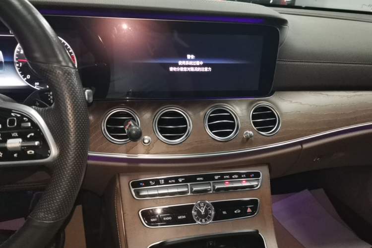 Used Mercedes-Benz E-Class 2020 Restyled E 300 L Exclusive Edition Audio And AC Panel