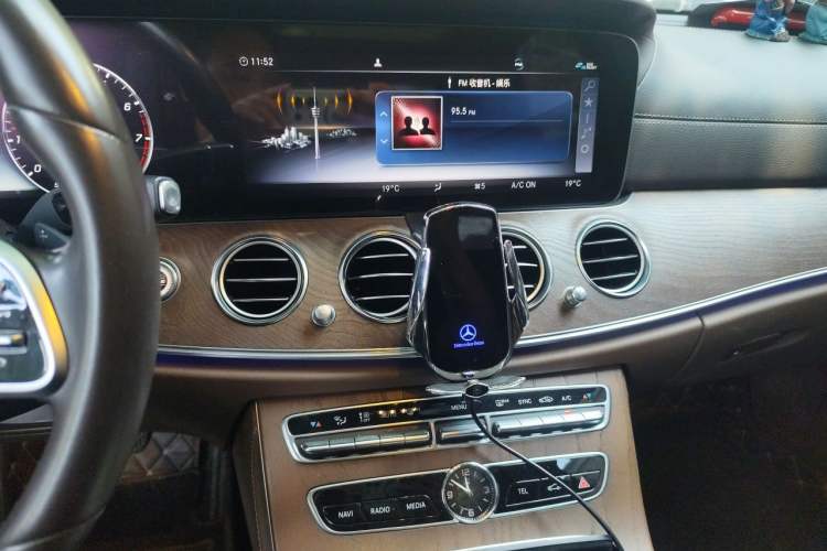 Used Mercedes-Benz E-Class 2020 E 300 L Luxury Model Audio And AC Panel