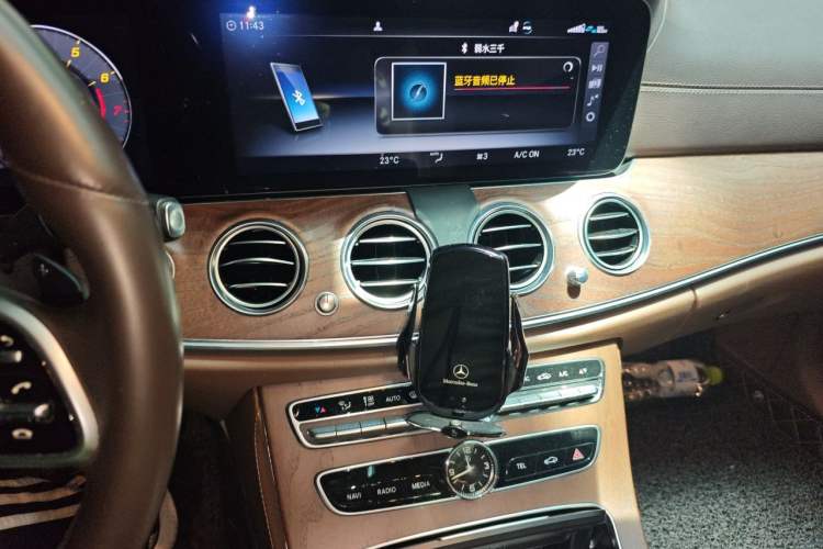 Used Mercedes-Benz E-Class 2020 Restyled E 300 L Exclusive Edition Audio And AC Panel