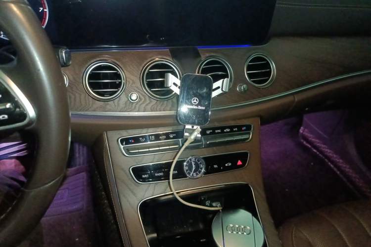 Used Mercedes-Benz E-Class 2020 Facelift E 300 L Stylish Edition Audio And AC Panel