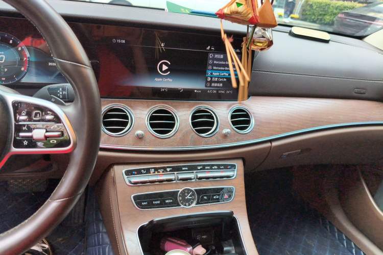Used Mercedes-Benz E-Class 2020 E 300 L Luxury Model Audio And AC Panel