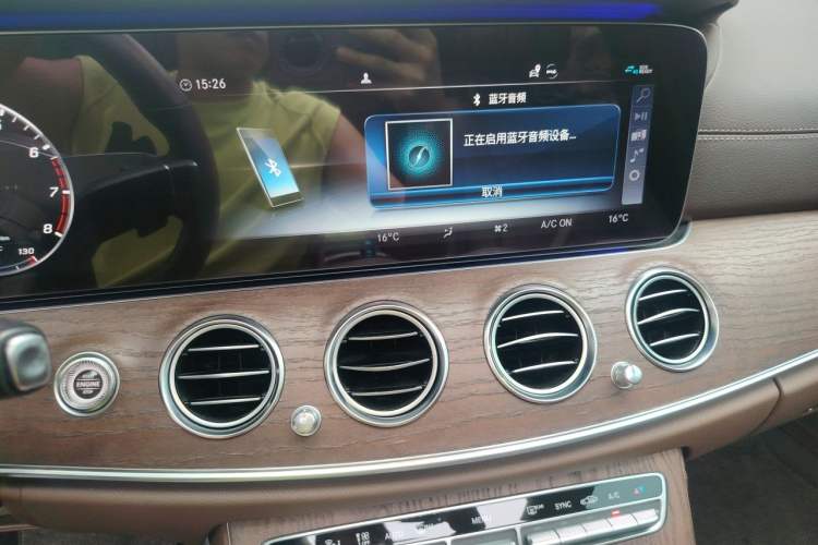 Used Mercedes-Benz E-Class 2020 Facelift E 300 L Stylish Edition Audio And AC Panel