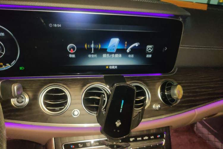 Used Mercedes-Benz E-Class 2020 Restyled E 300 L Sporty and Stylish Edition Audio And AC Panel