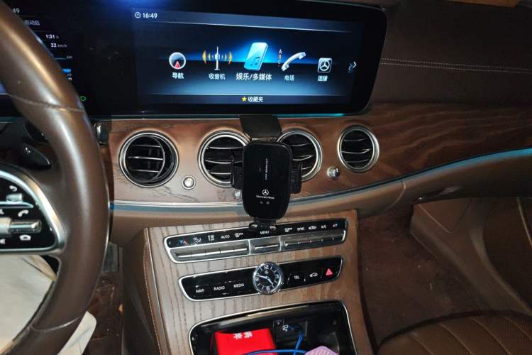 Used Mercedes-Benz E-Class 2020 Restyled E 300 L Exclusive Edition Audio And AC Panel