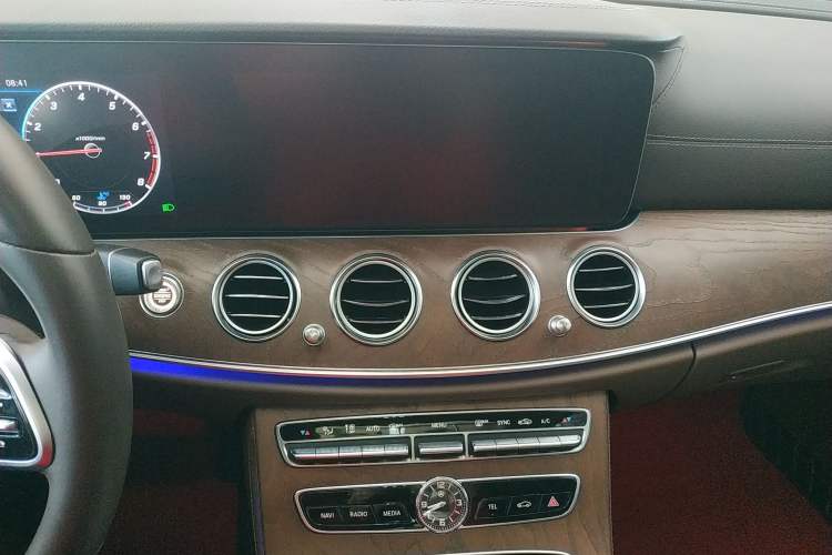 Used Mercedes-Benz E-Class 2020 E 300 L Stylish Model Audio And AC Panel