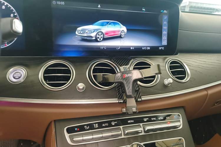 Used Mercedes-Benz E-Class 2020 Restyled E 300 L Sport Exclusive Edition Audio And AC Panel