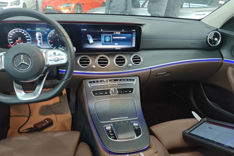 Used Mercedes-Benz E-Class 2020 E 260 L Sport 4MATIC Audio And AC Panel