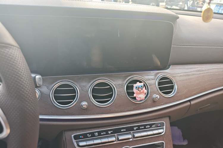 Used Mercedes-Benz E-Class 2020 E 300 L Stylish Model Audio And AC Panel