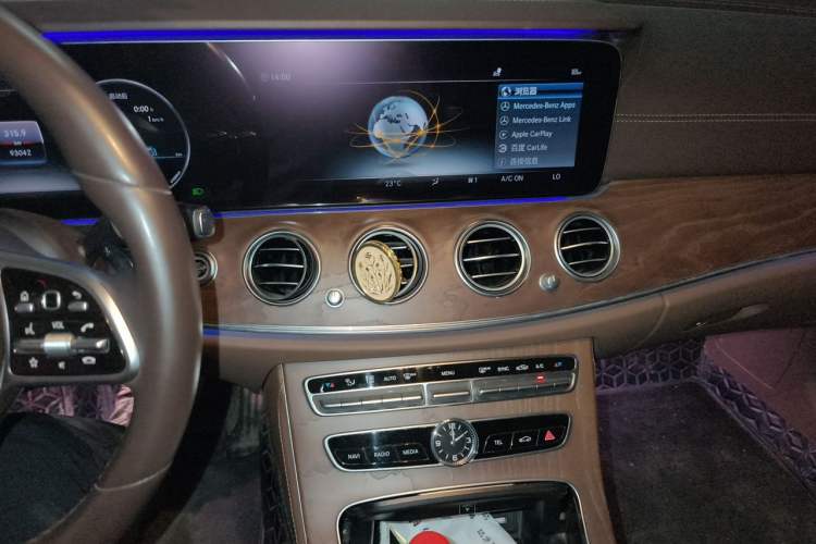 Used Mercedes-Benz E-Class 2020 Facelift E 300 L Stylish Edition Audio And AC Panel