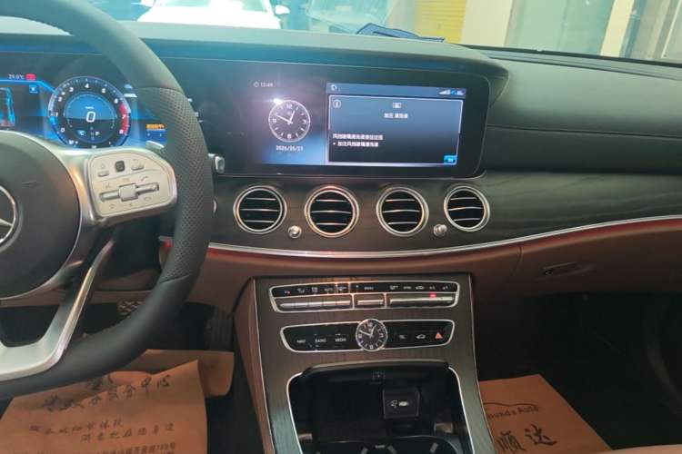 Used Mercedes-Benz E-Class 2020 Restyled E 300 L Sport Exclusive Edition Audio And AC Panel