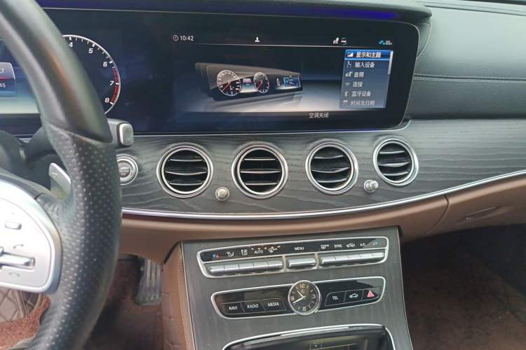 Used Mercedes-Benz E-Class 2020 E 300 L Sport Luxury Edition Audio And AC Panel