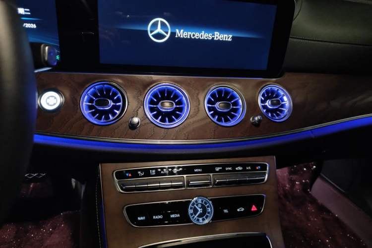 Used Mercedes-Benz E-Class 2020 Facelift E 300 L Stylish Edition Audio And AC Panel