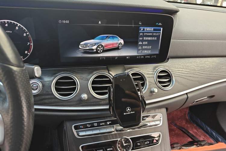 Used Mercedes-Benz E-Class 2020 Restyled E 300 L Sporty and Stylish Edition Audio And AC Panel