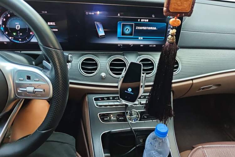 Used Mercedes-Benz E-Class 2020 Restyled E 300 L Sporty and Stylish Edition Audio And AC Panel