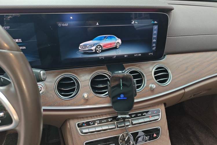 Used Mercedes-Benz E-Class 2020 Facelift E 300 L Stylish Edition Audio And AC Panel