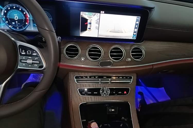 Used Mercedes-Benz E-Class 2020 Restyled E 300 L Exclusive Edition Audio And AC Panel
