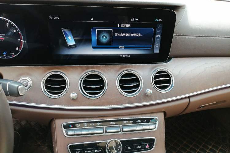 Used Mercedes-Benz E-Class 2020 E 300 L Luxury Model Audio And AC Panel
