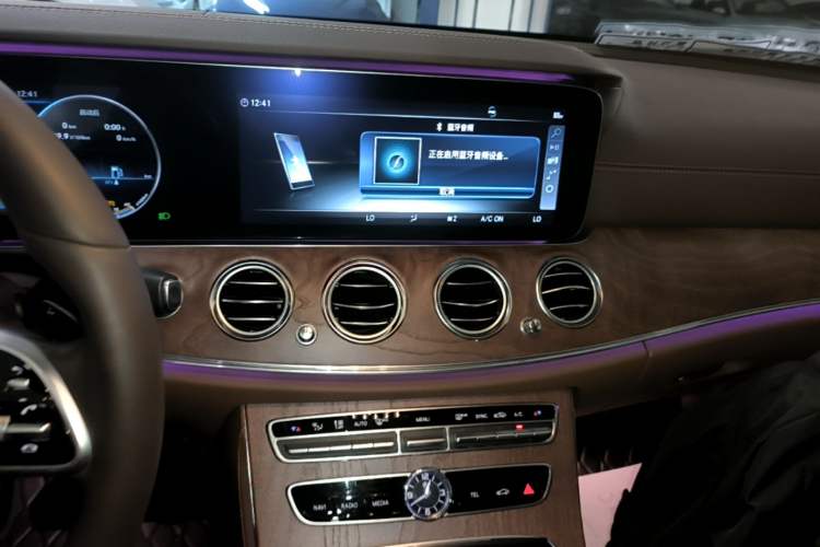 Used Mercedes-Benz E-Class 2020 E 300 L Luxury Model Audio And AC Panel