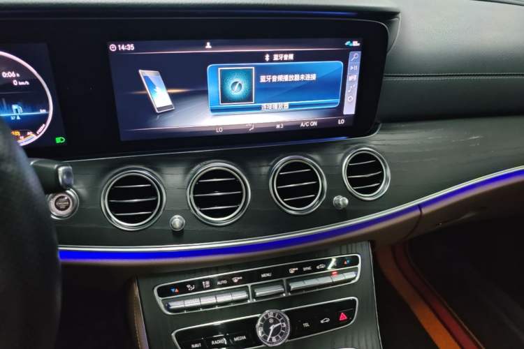 Used Mercedes-Benz E-Class 2020 Restyled E 300 L Sporty and Stylish Edition Audio And AC Panel