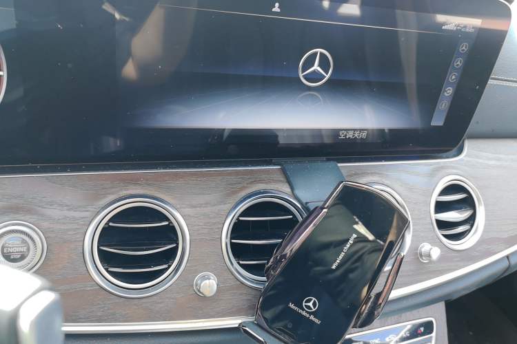 Used Mercedes-Benz E-Class 2020 Facelift E 300 L Stylish Edition Audio And AC Panel