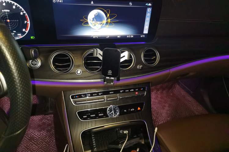 Used Mercedes-Benz E-Class 2020 Facelift E 260 L Sport Edition Audio And AC Panel