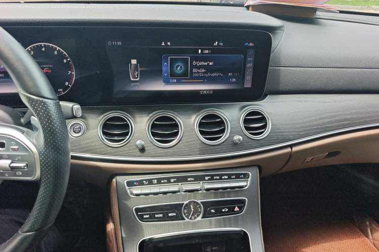 Used Mercedes-Benz E-Class 2020 Restyled E 300 L Sport Exclusive Edition Audio And AC Panel