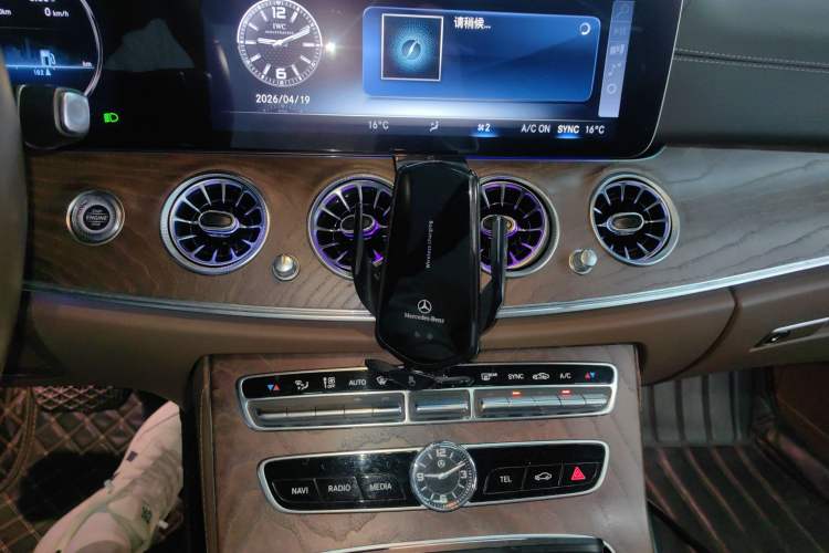 Used Mercedes-Benz E-Class 2020 E 300 L Stylish Model Audio And AC Panel