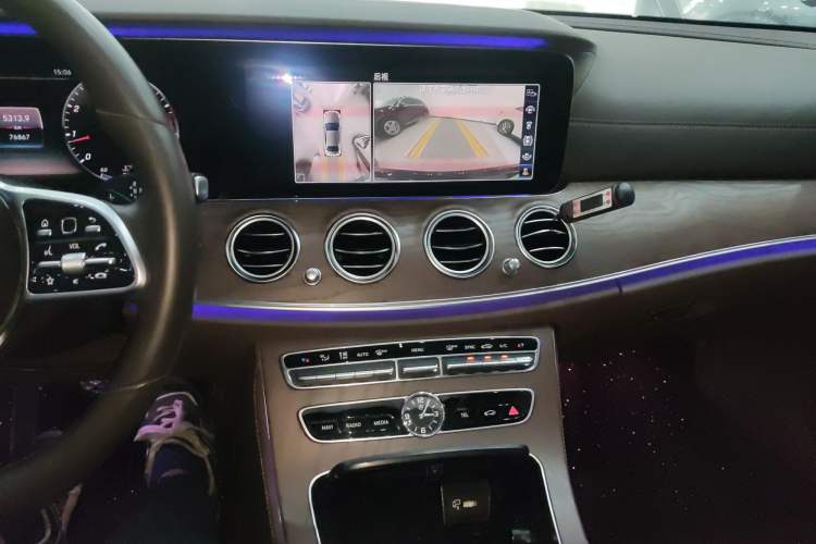 Used Mercedes-Benz E-Class 2020 Facelift E 300 L Stylish Edition Audio And AC Panel