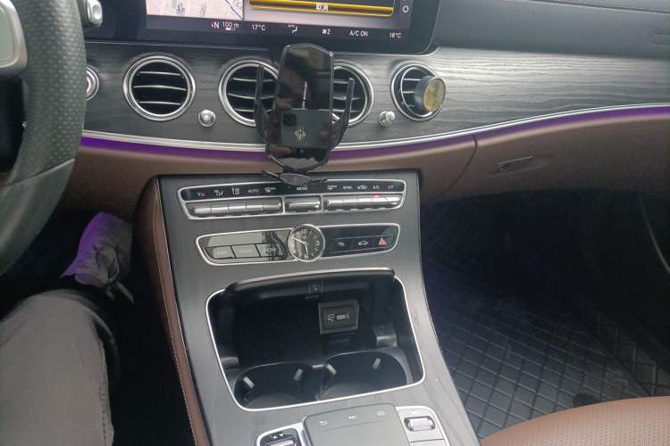Used Mercedes-Benz E-Class 2020 Restyled E 300 L Sporty and Stylish Edition Audio And AC Panel