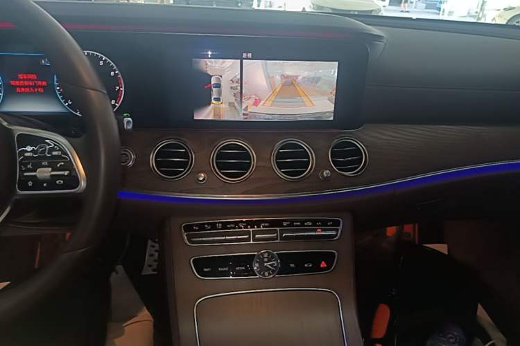Used Mercedes-Benz E-Class 2020 Restyled E 300 L Exclusive Edition Audio And AC Panel