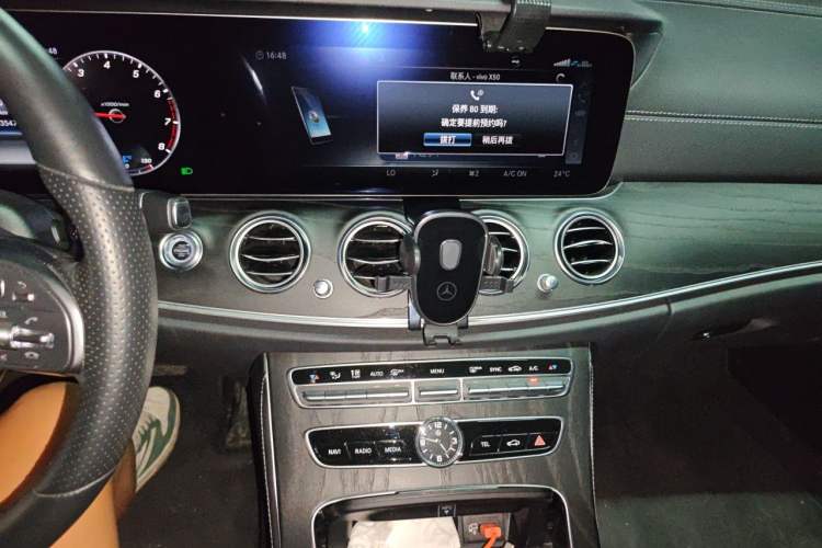 Used Mercedes-Benz E-Class 2020 Restyled E 300 L Sporty and Stylish Edition Audio And AC Panel