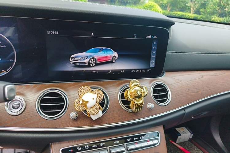 Used Mercedes-Benz E-Class 2020 E 300 L Stylish Model Audio And AC Panel