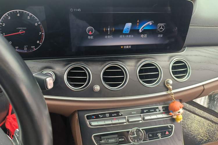 Used Mercedes-Benz E-Class 2020 Restyled E 300 L Sport Exclusive Edition Audio And AC Panel