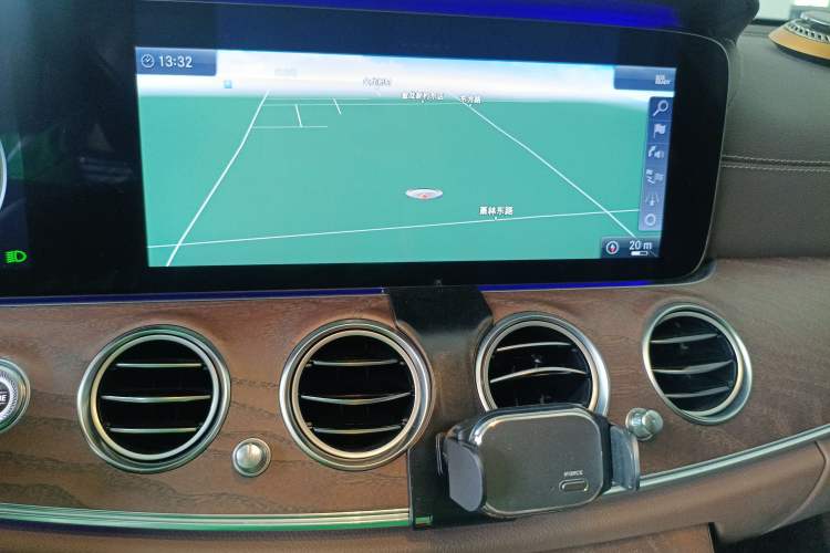 Used Mercedes-Benz E-Class 2020 Restyled E 300 L Exclusive Edition Audio And AC Panel
