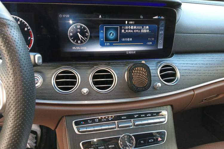 Used Mercedes-Benz E-Class 2020 Restyled E 300 L Sporty and Stylish Edition Audio And AC Panel