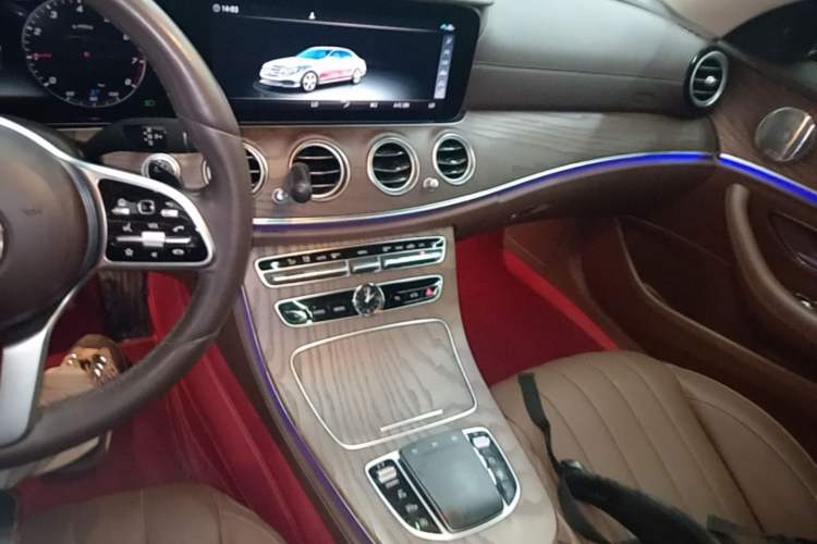 Used Mercedes-Benz E-Class 2020 Restyled E 300 L Exclusive Edition Audio And AC Panel