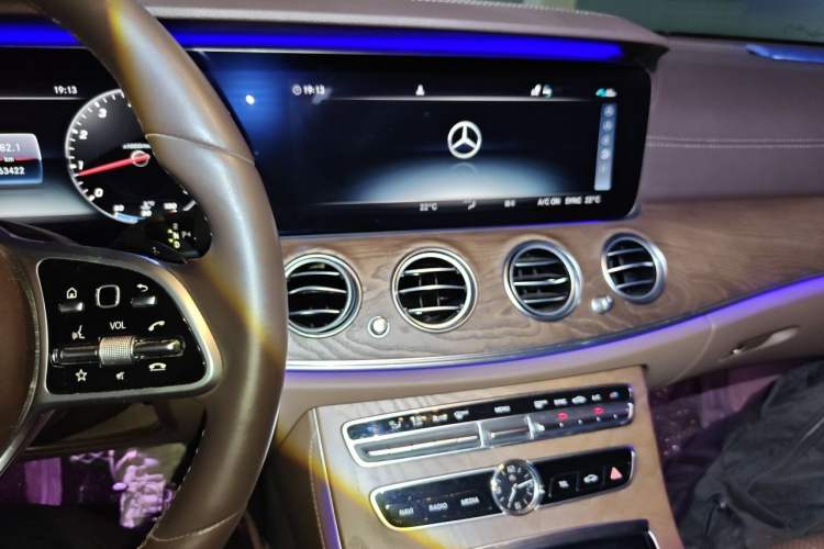 Used Mercedes-Benz E-Class 2020 Facelift E 300 L Stylish Edition Audio And AC Panel