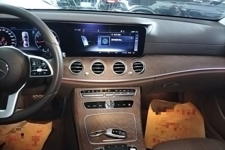 Used Mercedes-Benz E-Class 2020 E 300 L Luxury Model Audio And AC Panel