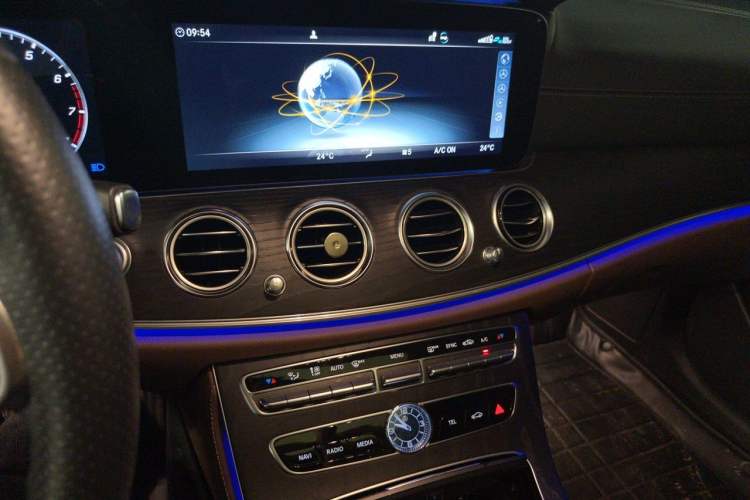Used Mercedes-Benz E-Class 2020 Restyled E 300 L Sport Exclusive Edition Audio And AC Panel