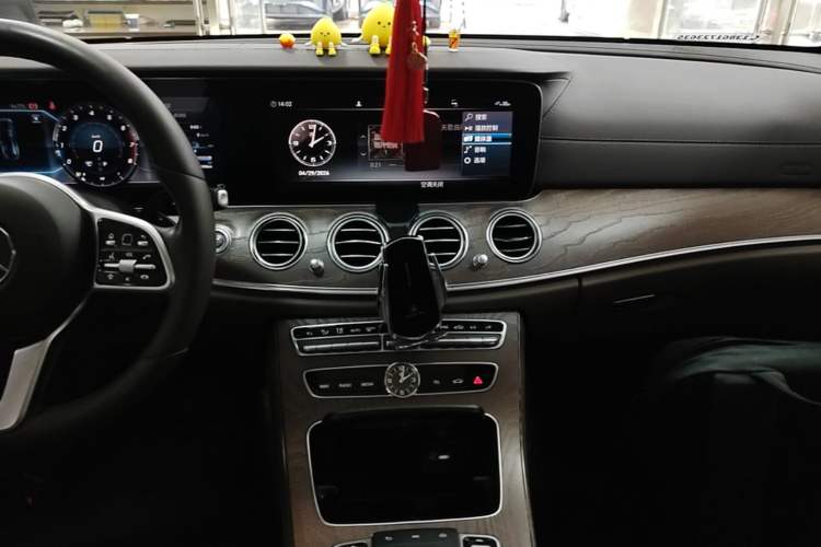 Used Mercedes-Benz E-Class 2020 E 300 L Stylish Model Audio And AC Panel